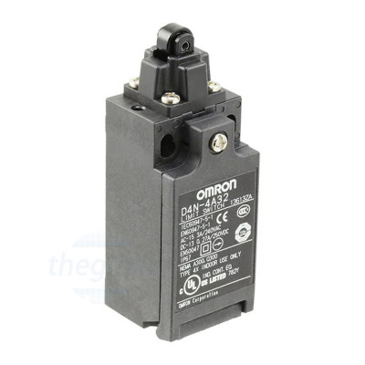 D4N-4A32 Công Tắc Hành trình Omron 240VAC 3A