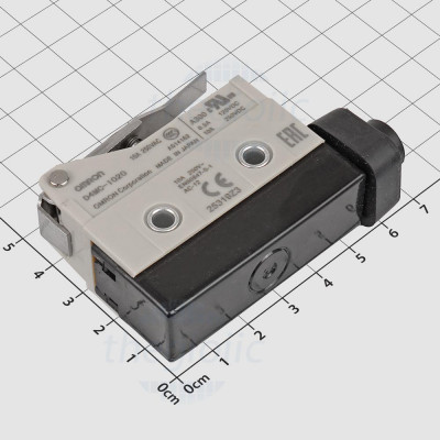 D4MC-1020 Công Tắc Hành trình Omron 250VAC 10A
