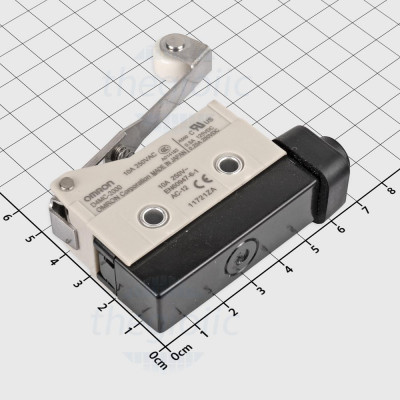 D4MC-2000 Công Tắc Hành trình Omron 250VAC 10A